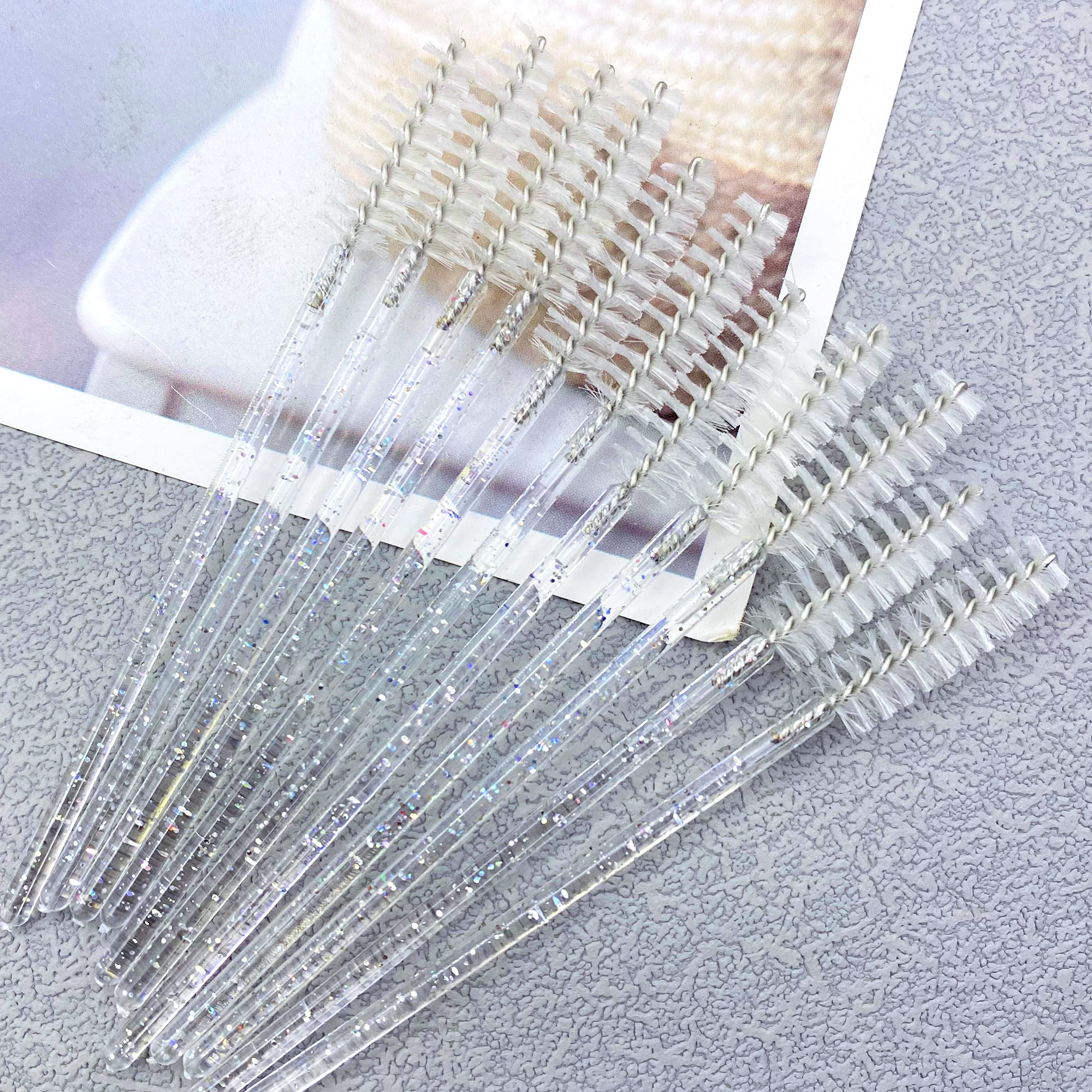 500PCS Eyelashes Brushes Set W - Beauty Makeup Kit recensione e prezzo