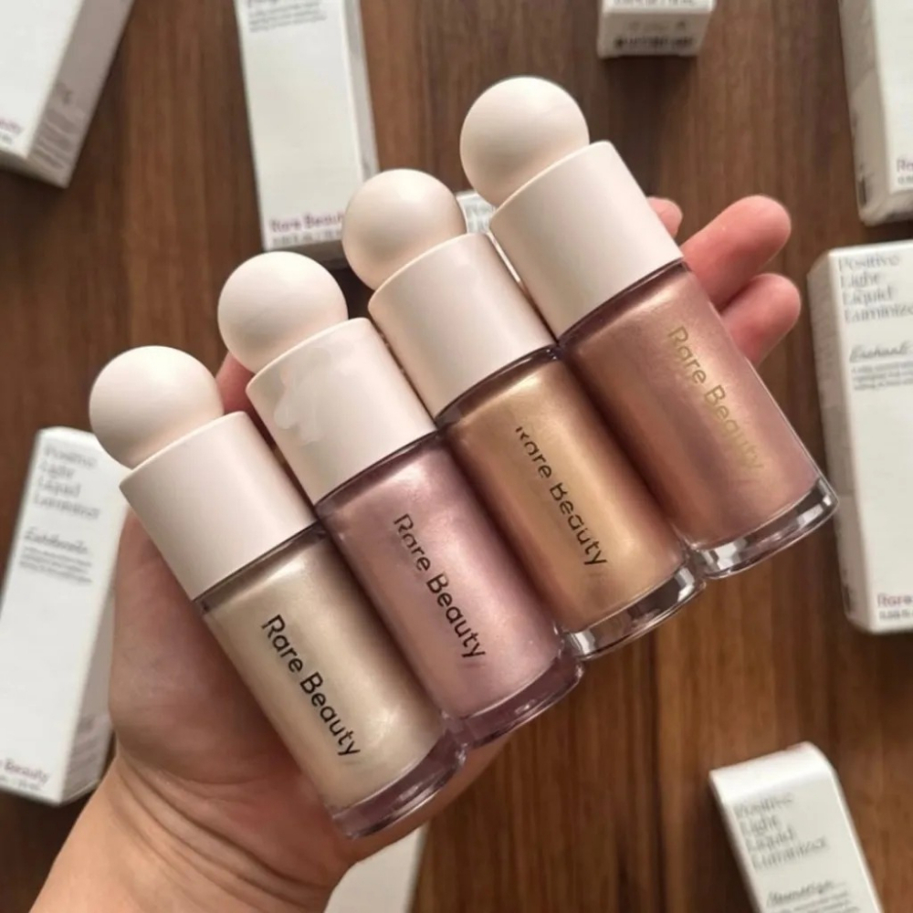 Rare Beauty Light Silky Highli - Rare Beauty Makeup Kit recensione e prezzo