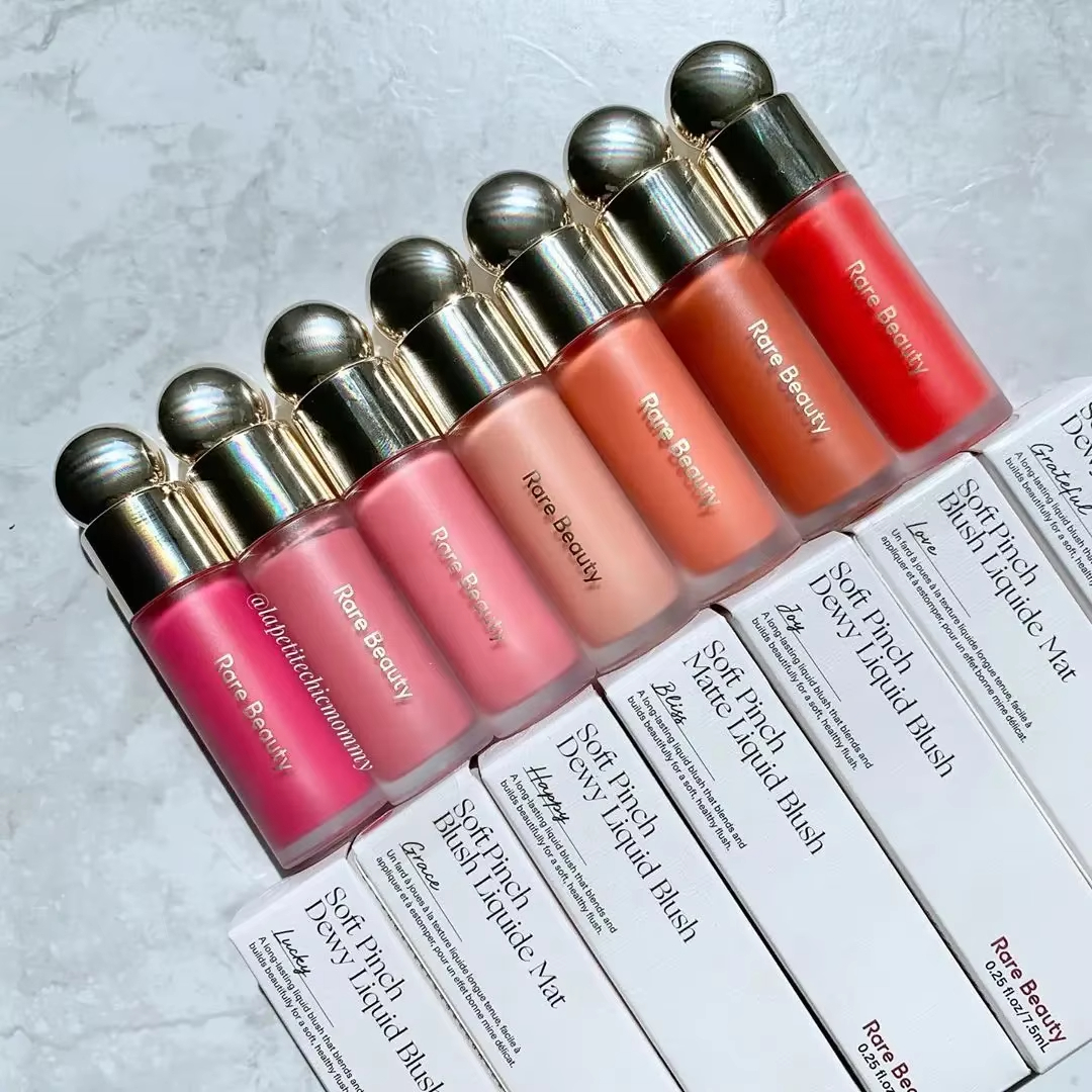 Rare Beauty Soft Pinch Liquid  - Rare Beauty Makeup Kit recensione e prezzo