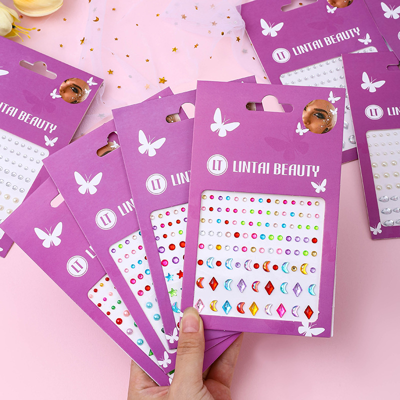 Hot Selling Face Gems Stickers - Makeup And Beauty recensione e prezzo